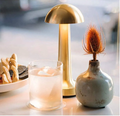 Noas Atina 3 Işık Gold Renkli Dokunmatik USB Şarjlı Dim Edilebilir Masa Lambası YL86-1230