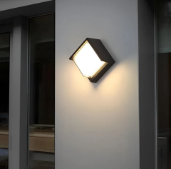 Noas YL83-2022 KNİDOS 7 Watt Siyah Dış Mekan LED Aplik - Gün Işığı (3200K)