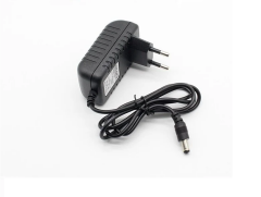 Cata 12V 3,5A Fişli Adaptör Plastik Kasa 24-42w IP44 5.5x2.5mm Jaklı CT-2552