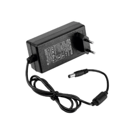 Cata 12V 5A Fişli Adaptör Plastik Kasa 42-60w IP44 5.5x2.5mm Jaklı CT-2553